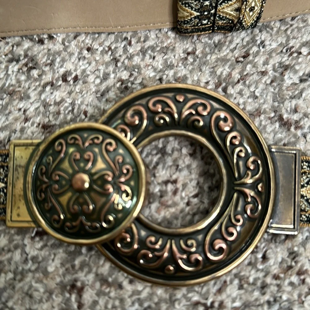 Chico's brown and beige belt size medium